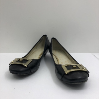 NINE WEST SLIP ONS