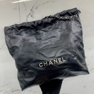 CHANEL 22 MEDIUM W/POUCH MICROCHIP