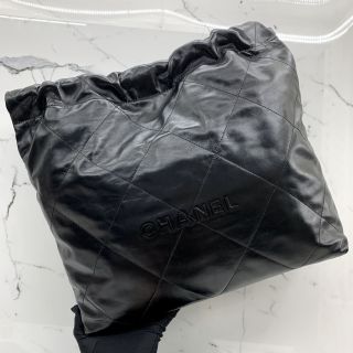 Black Chanel 22 Tote