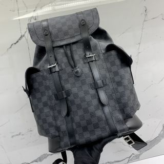 Louis Vuitton Christopher PM in Damier