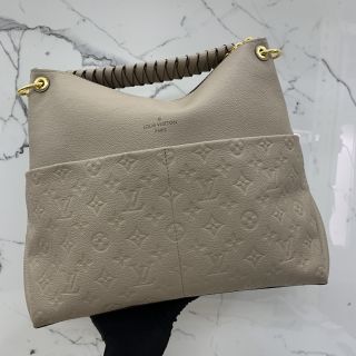 Louis Vuitton Maida Hobo in Empreinte