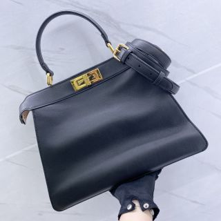 8BN321 MY ICONIC MEDIUM BLACK 2 WAY BAG