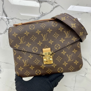 LOUIS VUITTON BAG MONOGRAM POCHETTE METIS M44875 AR2168