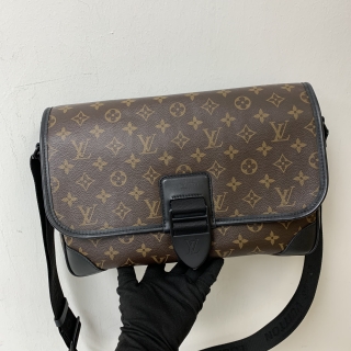 LOUIS VUITTON BAG MONOGRAM M46328 ARCHY MESSENGER