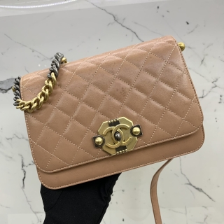 CHANEL BAG MATELASSE PINK CHAIN SHOULDER TURNLOCK NO.23 NO CARD 23701650
