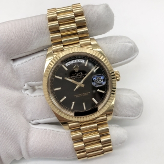 ROLEX WATCH DAY DATE 228238 40MM BLACK DIAGONAL MOTIF DIAL YG750 200.8G FULL SET 2017