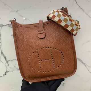 HERMES BAG MINI EVELYN TPM AMAZONE 16 U STAMP CHAI NATA
