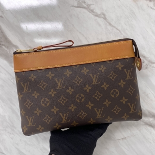 LOUIS VUITTON BAG MONOGRAM M14057 POCHETTE VOYAGE SOUPLE RFID