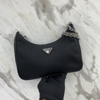 PRADA BAG NYLON 1BH204 RE-EDITION 2005 RE-NYLON NO CANVAS STRAP/POUCH