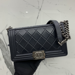 CHANEL BAG BOY 25CM CHAIN SHOULDER NAVY LAMBSKIN NO.21 NO CARD 21441599