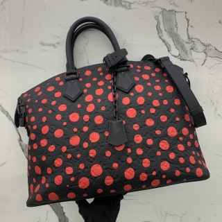 LOUIS VUITTON BAG TAURILLON M21676  LOCK IT VUITTON X YK 2WAY RFID