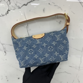 LOUIS VUITTON BAG DENIM M82949 DENIM HILLS POCHETTE RFID