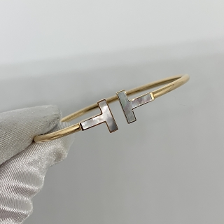 TIFFANY FINE JEWELRY BRACELET T WIRE AU750 MOP MOTHER OF PEARL 6.64G