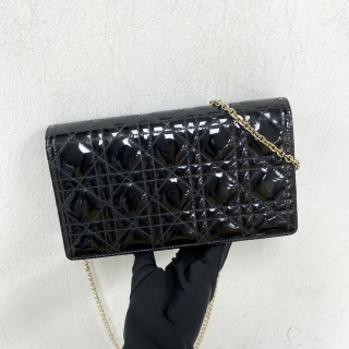 DIOR BAG LADY CANNAGE POUCH WALLET ON CHAIN BLACK PATENT 43-MA-0169