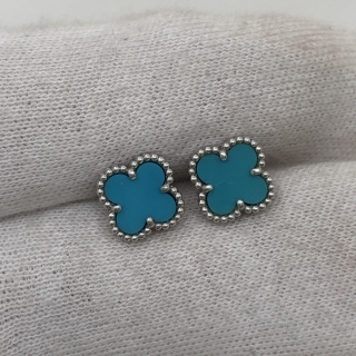 VAN CLEEF & ARPELS FINE JEWELRY EARRINGS SWEET, TURQUOISE WG. NO CERT