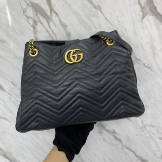 GUCCI BAG GG 453569 MORMONT CHAIN TOTE BLACK