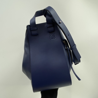 LOEWE BAG HAMMOCK MEDIUM NAVY BLUE
