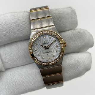 OMEGA WATCH CONSTELLATION 123.25.27.60.55.002 MOP DIAMOND INDEX BEZEL 27MM QUARTZ WATCH ON LY 90874910