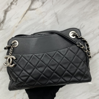 CHANEL BAG MATELASSE A94147 LAMBSKIN CHAIN SHOULDER TOTE COCO CHARM BLACK SHW W/CARD NO.20 20465838