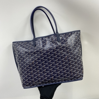 GOYARD BAG  ANJOU PM W/POUCH