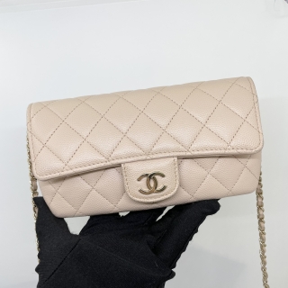 CHANEL SLG MATELASSE CAVIAR SKIN SUNGLASSES CASE ON CHAIN BEIGE NO.31 W/CARD 31816047