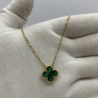VAN CLEEF & ARPELS FINE JEWELRY NECKLACE MALACHINE VINTAGE ALHAMBRA 5.44G YG750 (NECKLACE ONLY) JA272047