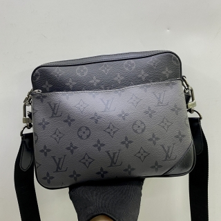 LOUIS VUITTON BAG MONOGRAM ECLIPSE ECLIPSE TRIO MESSENGER RFID M69443