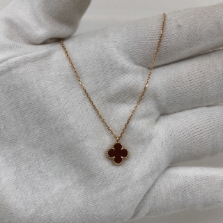 VAN CLEEF & ARPELS FINE JEWELRY NECKLACE AU750 CARNELIAN SWEET NECKLACE WITH CERT 2022 2.957G