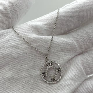 TIFFANY FINE JEWELRY NECKLACE ATLAS OPEN MEDALLION WG750 3.3G