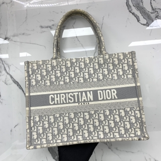 DIOR BAG BOOK TOTE MEDIUM OBLIQUE 50-MA-1220