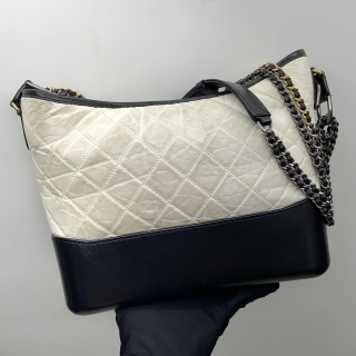 CHANEL BAG GABRIELLE MEDIUM WHITE NO.27 NO CARD 27007799