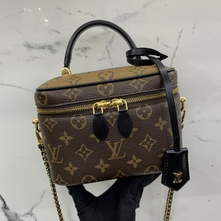 LOUIS VUITTON BAG REVERSE VANITY PM RFID M45165
