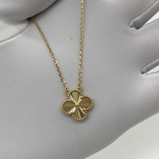 VAN CLEEF & ARPELS FINE JEWELRY NECKLACE VCARP4KL00 VINTAGE ALHAMBRA PENDANT AU750 6.57G JO478401 WITH CERT