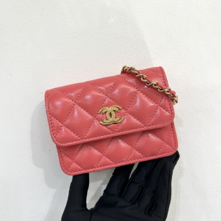 CHANEL SLG LAMBSKIN WALLET ON CHAIN RFID MICROCHIPPED RED B19387 N3KKU629