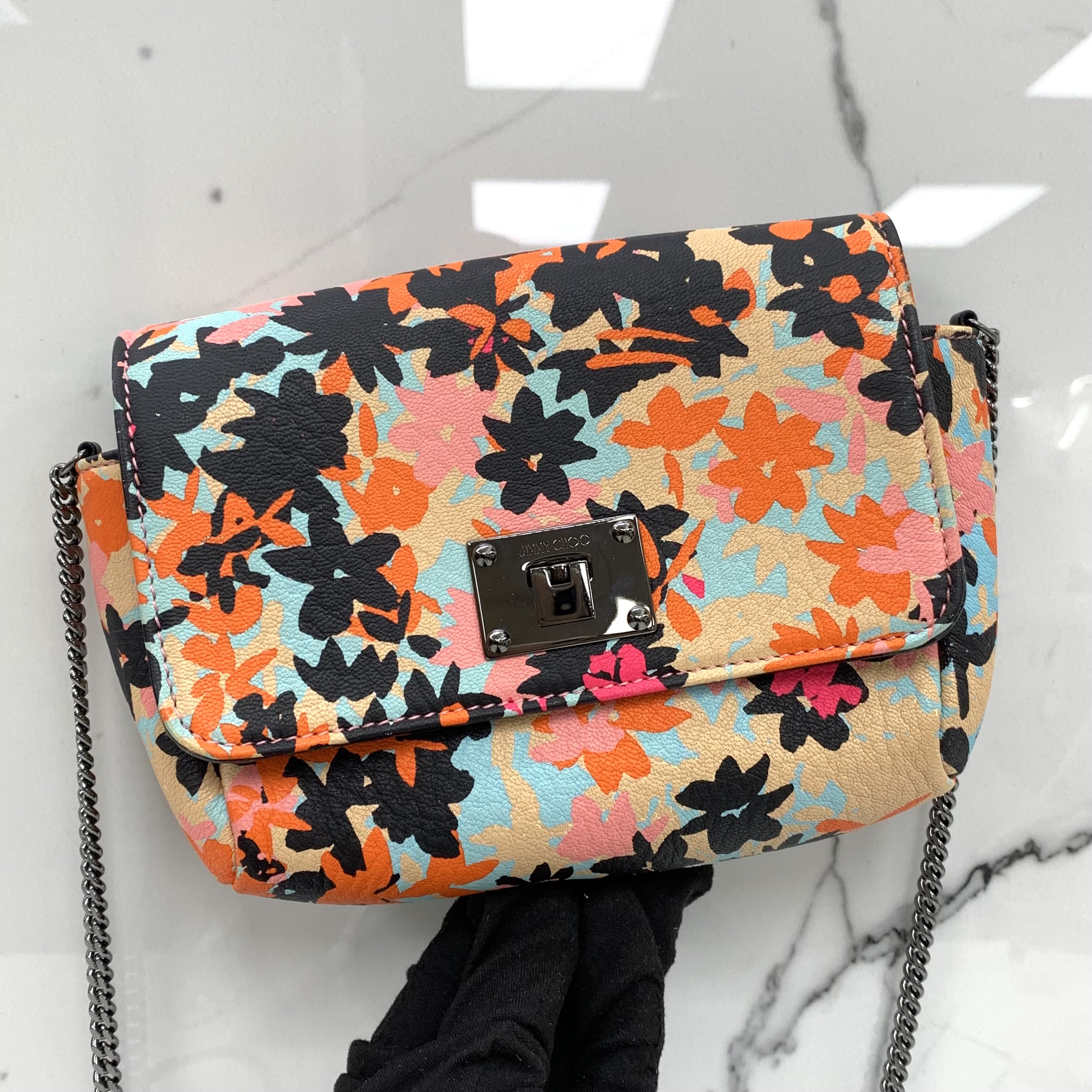 Shop Secondhand Luxury Online at B2B Prices! - LUX.R Singapore