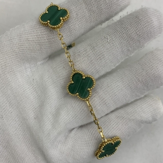 VAN CLEEF & ARPELS FINE JEWELRY BRACELET ALHAMBRA MALACHITE 5 MOTIFS YG750 11.94G NO GUARANTEE JE375163