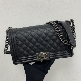CHANEL BAG BOY A67086 25CM MEDIUM CAVIAR SKIN BLACK SHW MICROCHIPPED A8TN7GU8