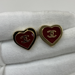 CHANEL FASHION JEWELRY I26P COCO MARK HEART GHW EARRING