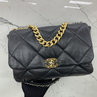 CHANEL BAG CHANEL19 AS1162 BLACK CHAIN SHOULDER NO.28 MAXI 28879614
