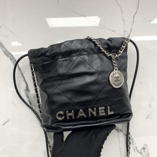 CHANEL BAG 22 MINI TOTE, BLACK/SHW RFID