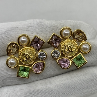 CHANEL FASHION JEWELRY EARRINGS GHW COLOURFUL RHINESTONES PEARL COCOMARK I26C