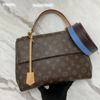 LOUIS VUITTON BAG MONOGRAM M42735 CLUNY MM CA0177
