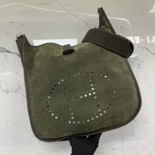 HERMES BAG EVELYN III 40 TGM SUEDE GREEN □P STAMP