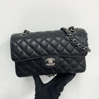 CHANEL BAG CLASSIC FLAP A01113 CAVIAR 23CM SMALL DOUBLE FLAP BLACK SHW MICROCHIPPED 2024 HG766N79