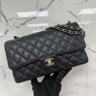 CHANEL BAG CLASSIC FLAP A01112 CAVIAR 25CM MEDIUM DOUBLE FLAP BLACK SHW MICROCHIP W/RECEIPT NOV2021 ULK9AKTJ