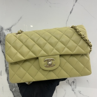 CHANEL BAG CLASSIC FLAP 23CM WFLAP/DOUBLE MICROCHIP OLIVE CAVIAR SKIN U94J7P53