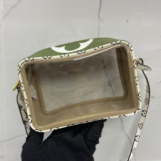 LOUIS VUITTON BAG MONOGRAM GIANT BEACH POUCH M67610 TR1129