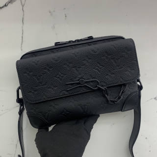 LOUIS VUITTON BAG TAURILLON MONOGRAM STEAMER MESSENGER M23742 RFID