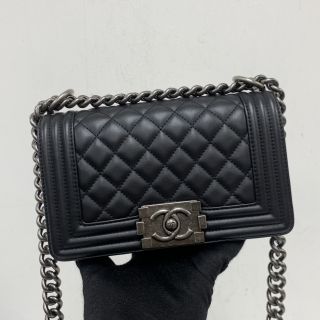 CHANEL BAG BOY LAMBSKIN 20CM SMALL CHAIN SHOULDER SHW MICROCHIPPED LJUX6P15