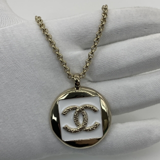 CHANEL FASHION JEWELRY P26C COCO MARK RHINESTONE GHW NECKLACE